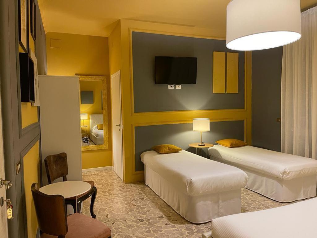 Central Suite Bed&Breakfast Bologne Extérieur photo