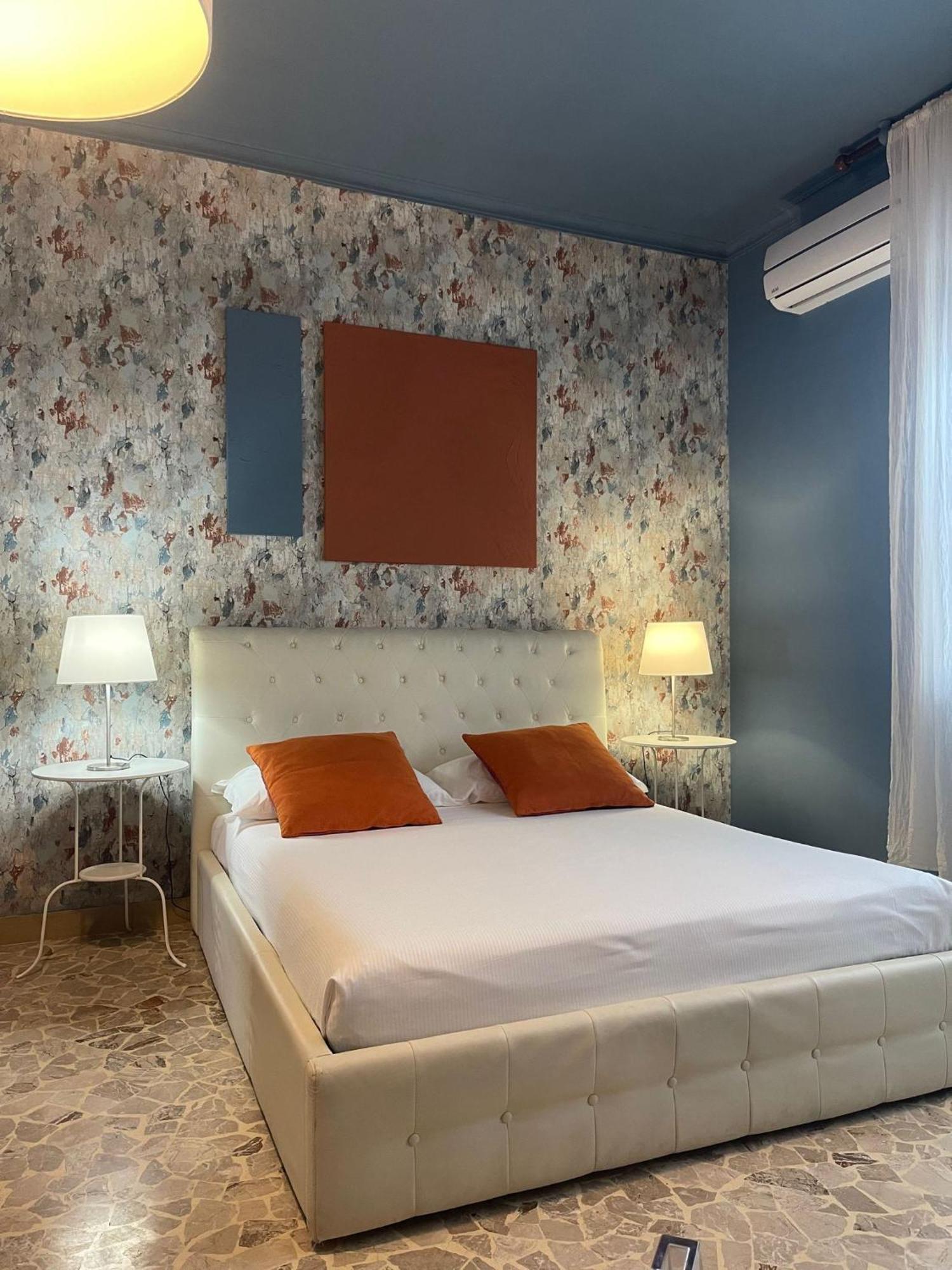 Central Suite Bed&Breakfast Bologne Extérieur photo